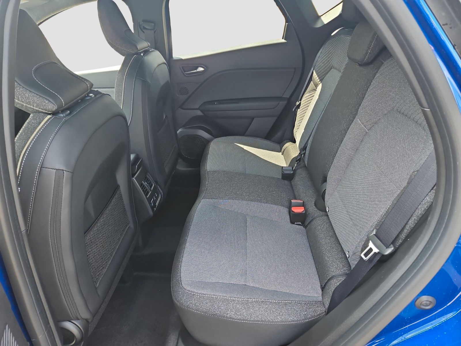 Fahrzeugabbildung Mitsubishi ASX 1.3 T-Benziner Intro Edition Vorführfahrzeug