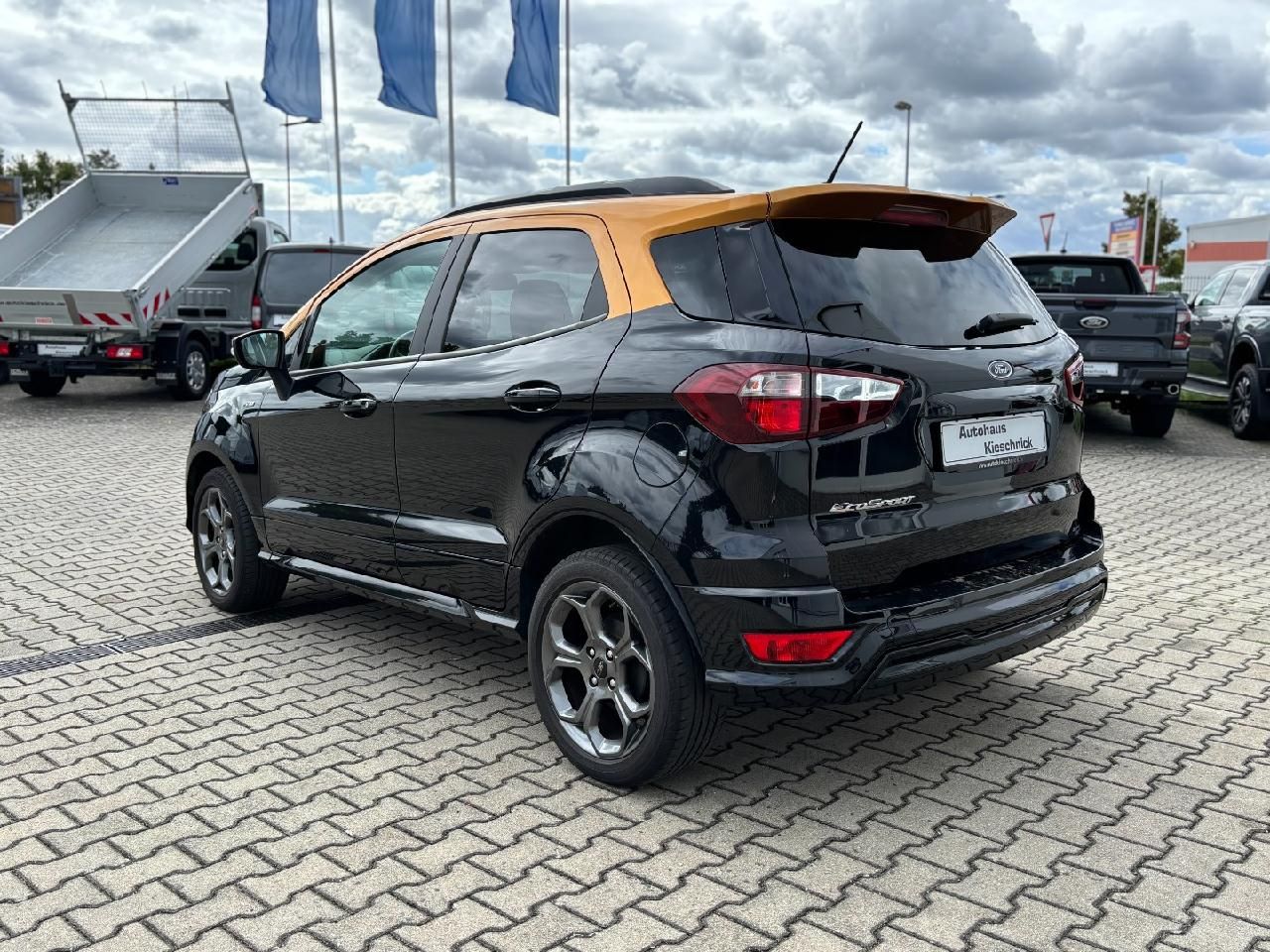 Fahrzeugabbildung Ford EcoSport ST-Line
