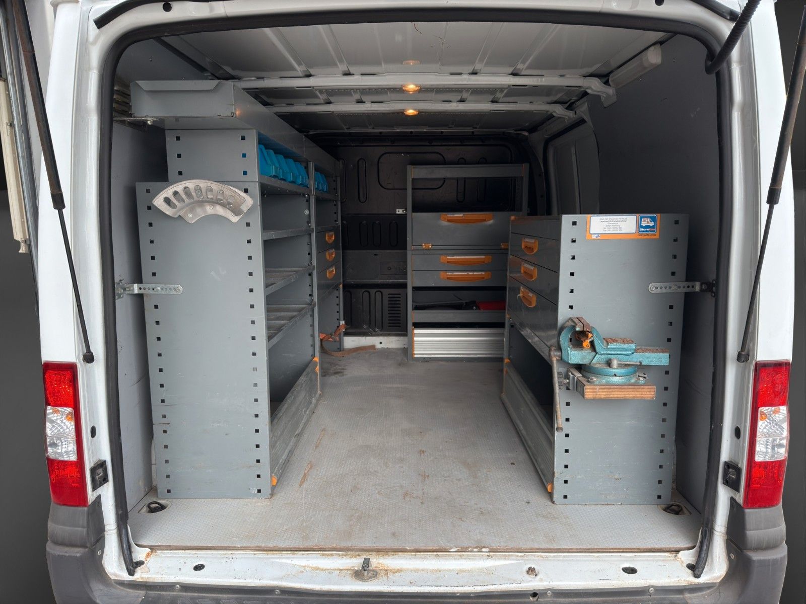 Fahrzeugabbildung Ford Transit Kasten 330K*Kamera*Tempomat*AHK*Werkbank