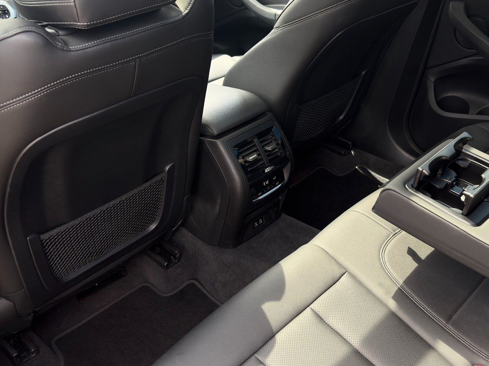 Fahrzeugabbildung BMW X3 xDrive30d M Sport LcProf. Pano Kamera Temp.