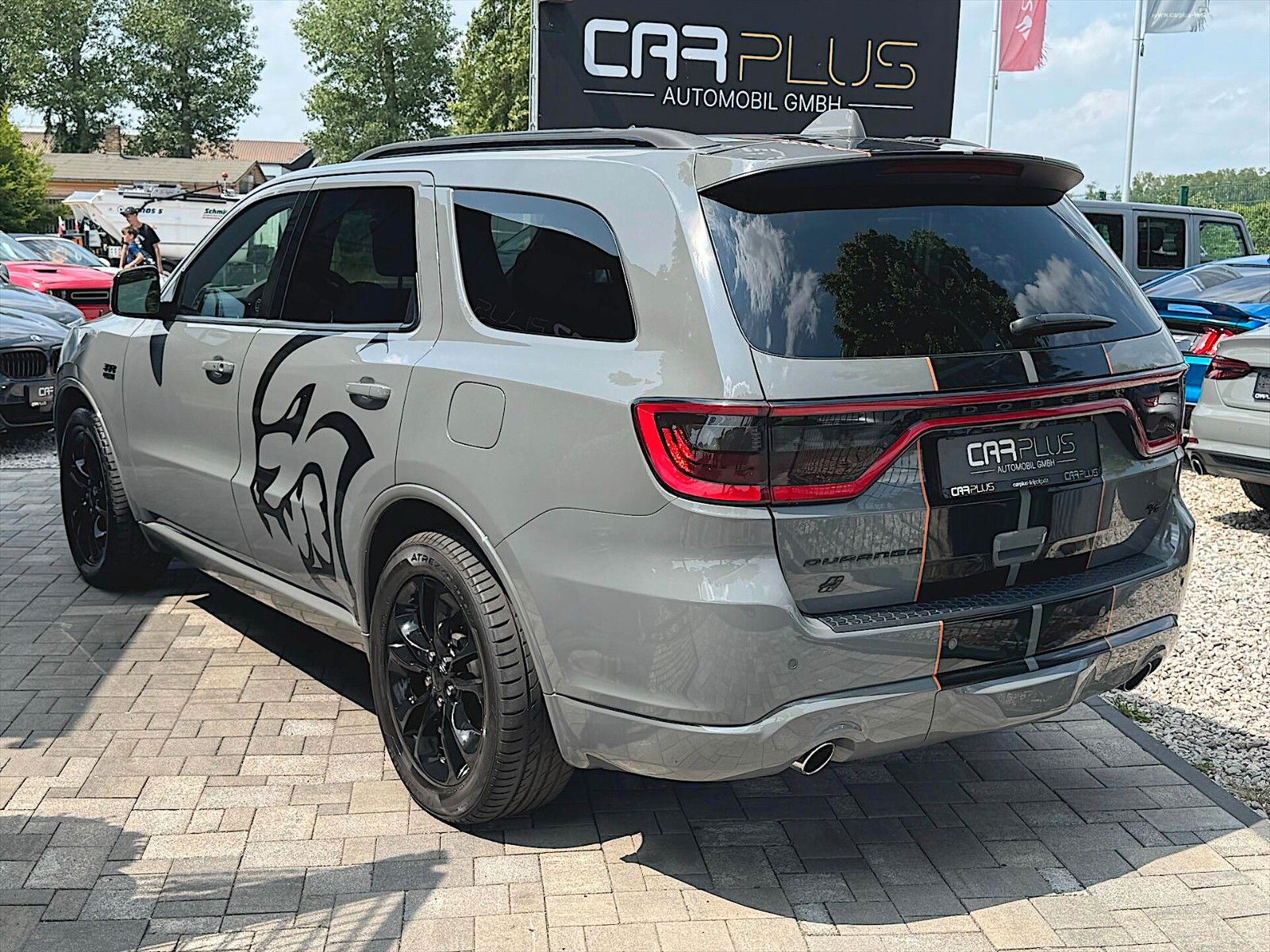 Fahrzeugabbildung Dodge Durango 5.7 V8 R/T 4x4 Night-Paket Modell 22 LED