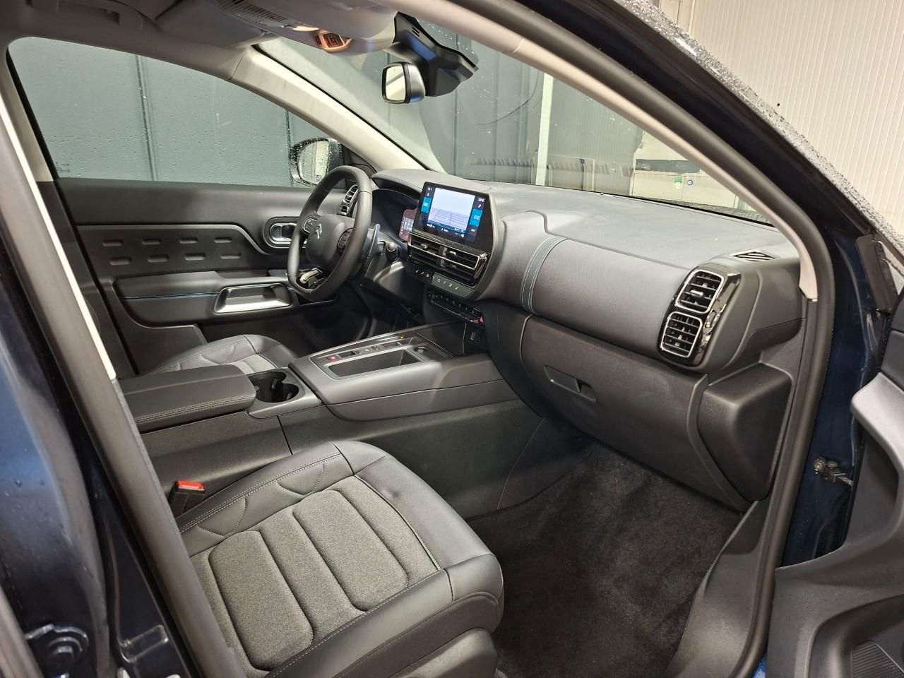 Fahrzeugabbildung Citroën C5 Aircross Hybrid 145 Max e-DCS6 Automatik Navi