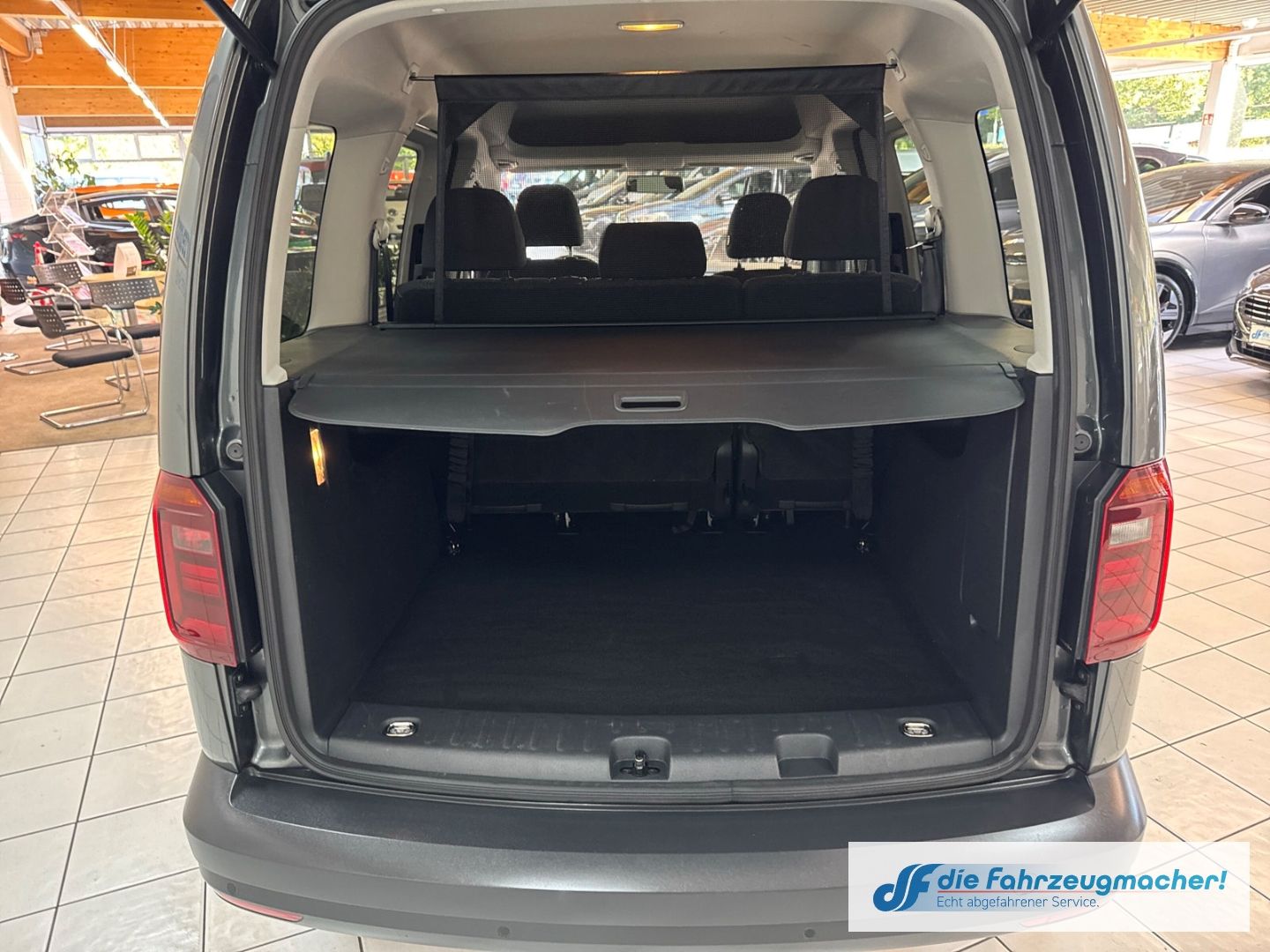 Fahrzeugabbildung Volkswagen Caddy Trendline BMT 4Motion 2.0 TDI EU6d-T Navi