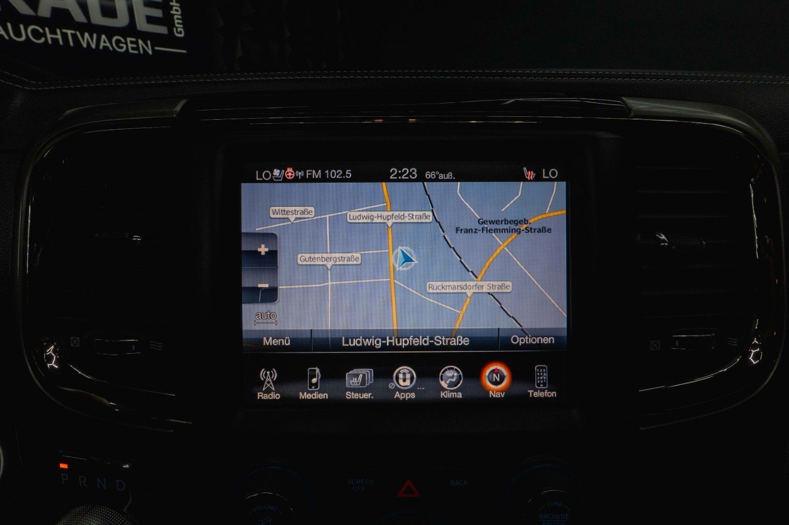 Fahrzeugabbildung Dodge RAM 5.7 V8 HEMI 4x4 Sport OFFROAD NightPaket 19%