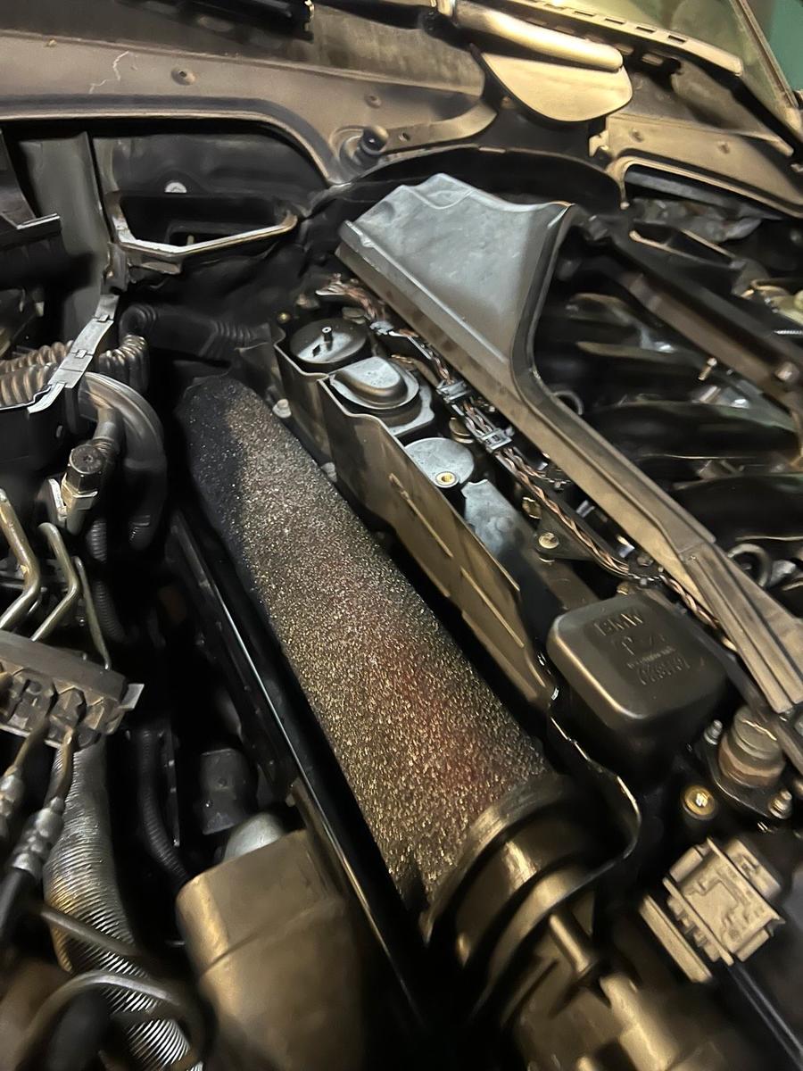 BMW 525 2004 — photo 13