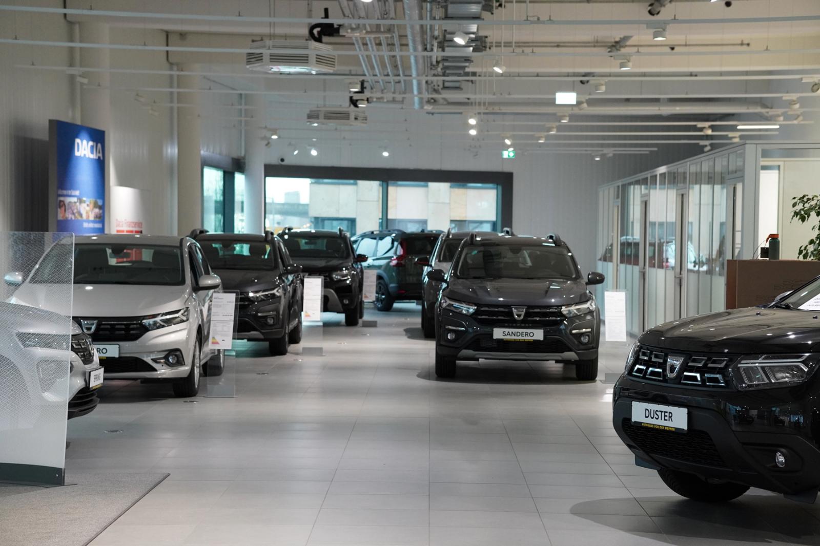 showroom-image-top