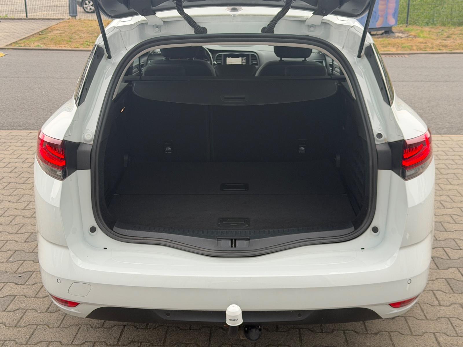 Renault Megane IV GT Automatik CarPlay Kamera AHK Spur