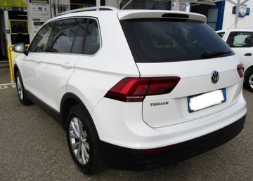 Volkswagen Tiguan - 9