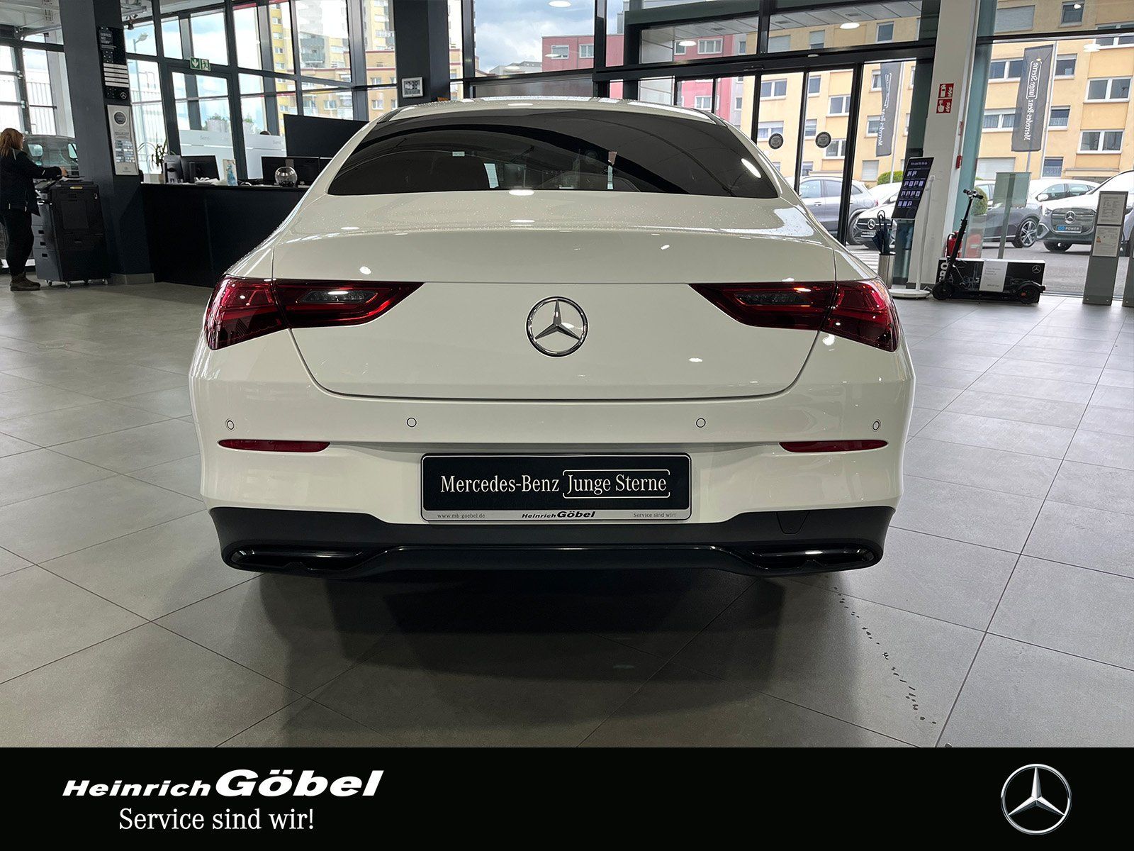 Fahrzeugabbildung Mercedes-Benz CLA 180 PROGRESSIVE+NIGHT+KAMERA+LED+WINTER.P