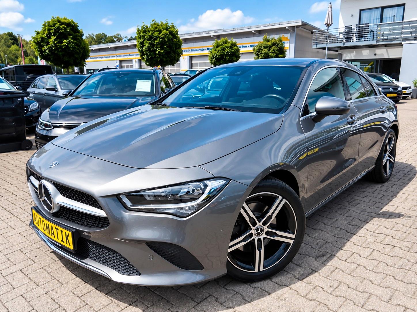 Mercedes-Benz CLA 220 Shooting Brake *1.HAND *AHK *KAMERA *NAV