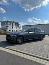 BMW 330i M Sport | BMW-Scheckheft | Unfallfrei | - BMW 330 in Frankfurt (Main)