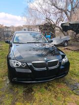 BMW E90 325xi 325 xDrive - BMW 325: Xi