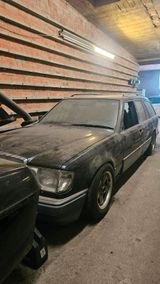 Mercedes-Benz W124 Mercedes 200 TE - 1993  - Scheunenfund - Mercedes-Benz 200 mit Benzin-Antrieb: Kombi, Te