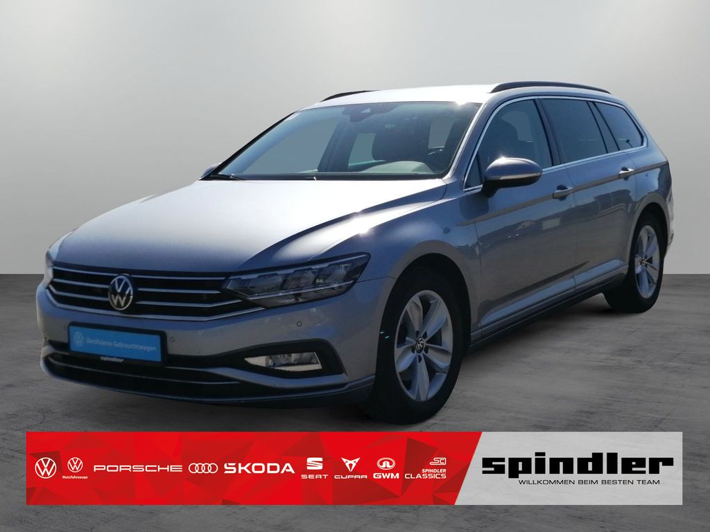 Volkswagen Passat Variant Business AHK Navi LED elktr Heckd