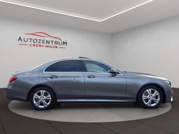 Mercedes E 220 - 4