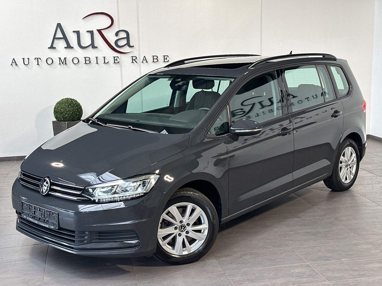 Volkswagen Touran 2.0 TDI DSG CL 7-Sitzer NAV+LED+ACC+PANO imagem 2