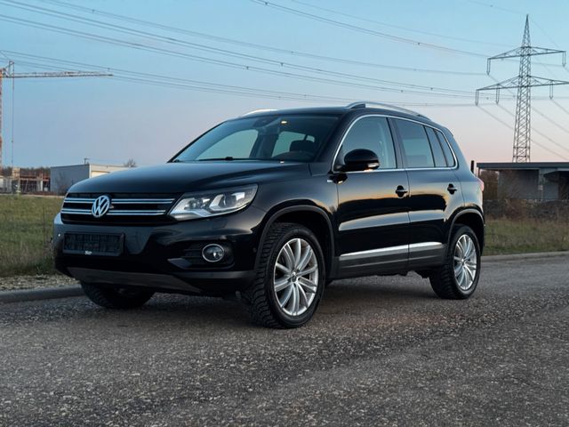 Volkswagen Tiguan Cup / Voll / Kamera / AHK / Pano / Stdhzg