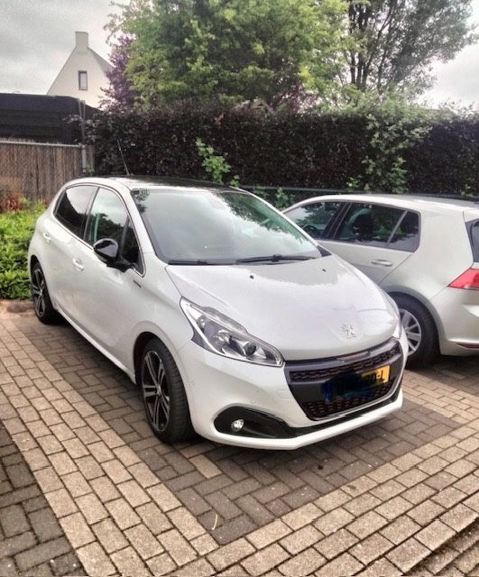 Image of Peugeot 208