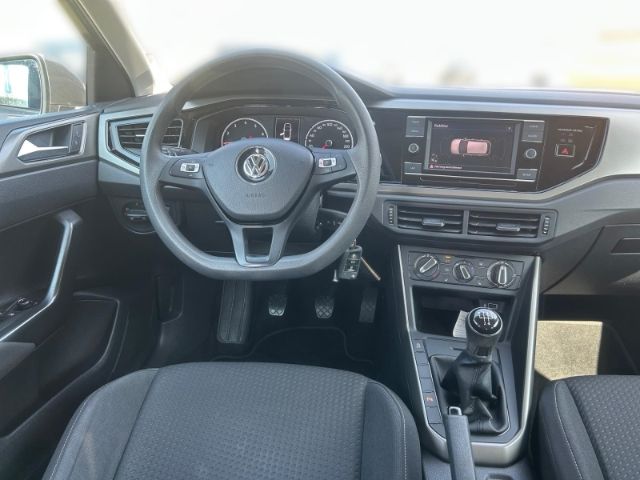Fahrzeugabbildung Volkswagen Polo VI Comfortline Dyn. Kurvenlicht SHZ Notbrem