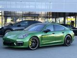 Porsche Turbo S E-Hybrid*NP250*APPROVED*PDCC*CHRONO*PANO - Porsche Panamera Turbo mit Hybrid-Antrieb (Benzin/Elektro)