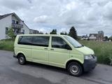 Volkswagen T5 Caravelle Trendline lang 9 Sitz Klima TÜV 27 - gebrauchte VW T5 Caravelle aus dem Jahr 2009