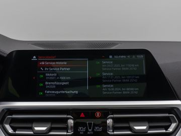 Fahrzeugabbildung BMW 320d xDLuxury Line DAB HiFi PDC Stop&Go Komfort