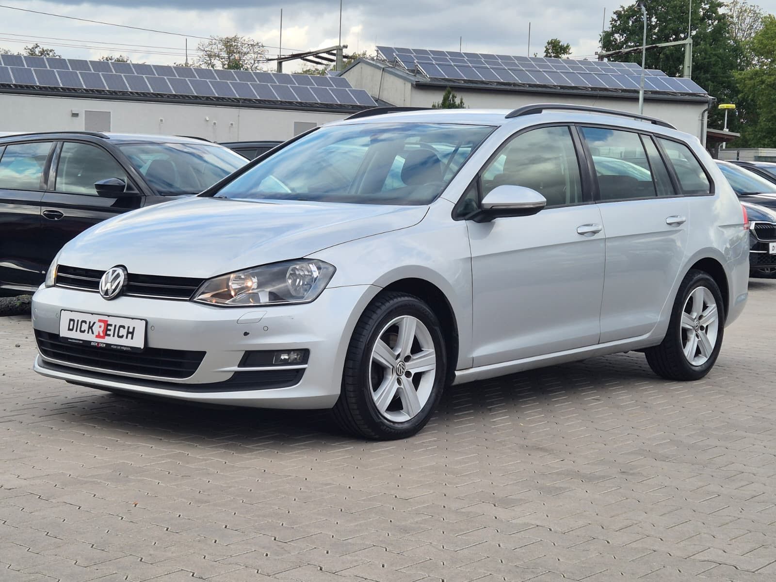 Fahrzeugabbildung Volkswagen Golf 1.6 TDI Comfortline BMT*PDC*TEMPOMAT*
