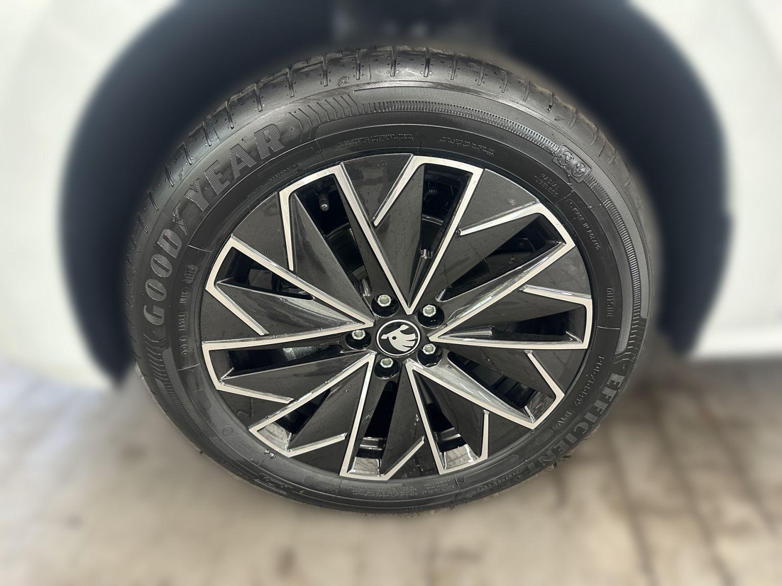 Skoda Kamiq Tour 1,0 TSI SmartLink/ beheiz. WSS/ Black, миниатюра 3