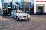 BMW 320i Touring Leder SHZ Klima Radio 6 Zyl. - BMW 320 aus 2002: 320i