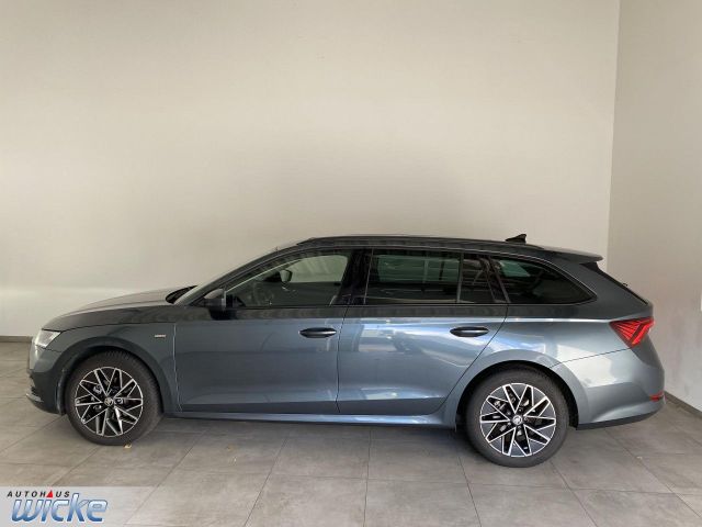 Octavia Combi 1.5 TSI DSG Clever NAVI KLIMA PANO