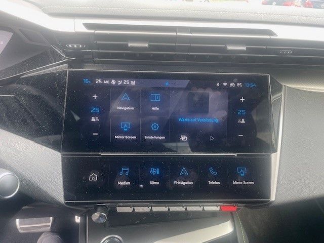 Fahrzeugabbildung Peugeot 408 GT 1.6 PlugIn Hybrid 225 AT+elektr. Heckklap