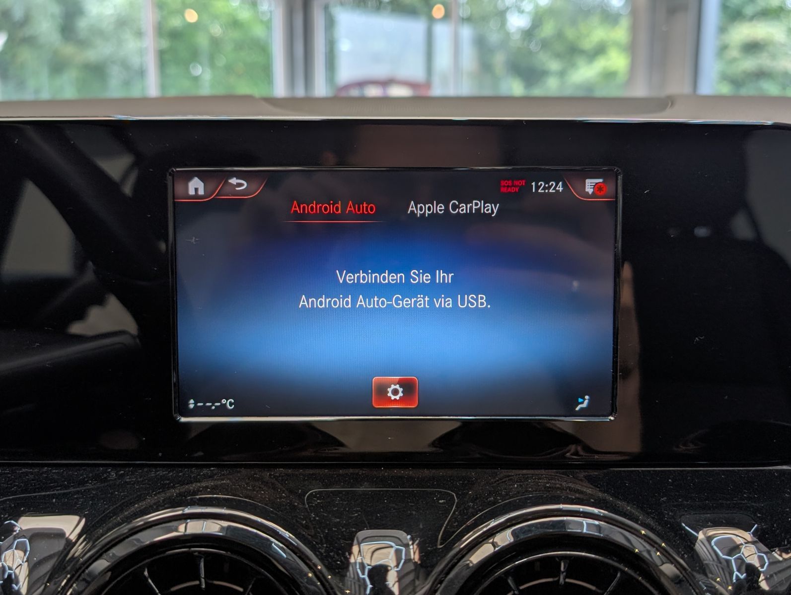 Fahrzeugabbildung Mercedes-Benz GLA 250 e EQ LED*NAVI*CARPLAY*SPURH.*PARKASSIST*