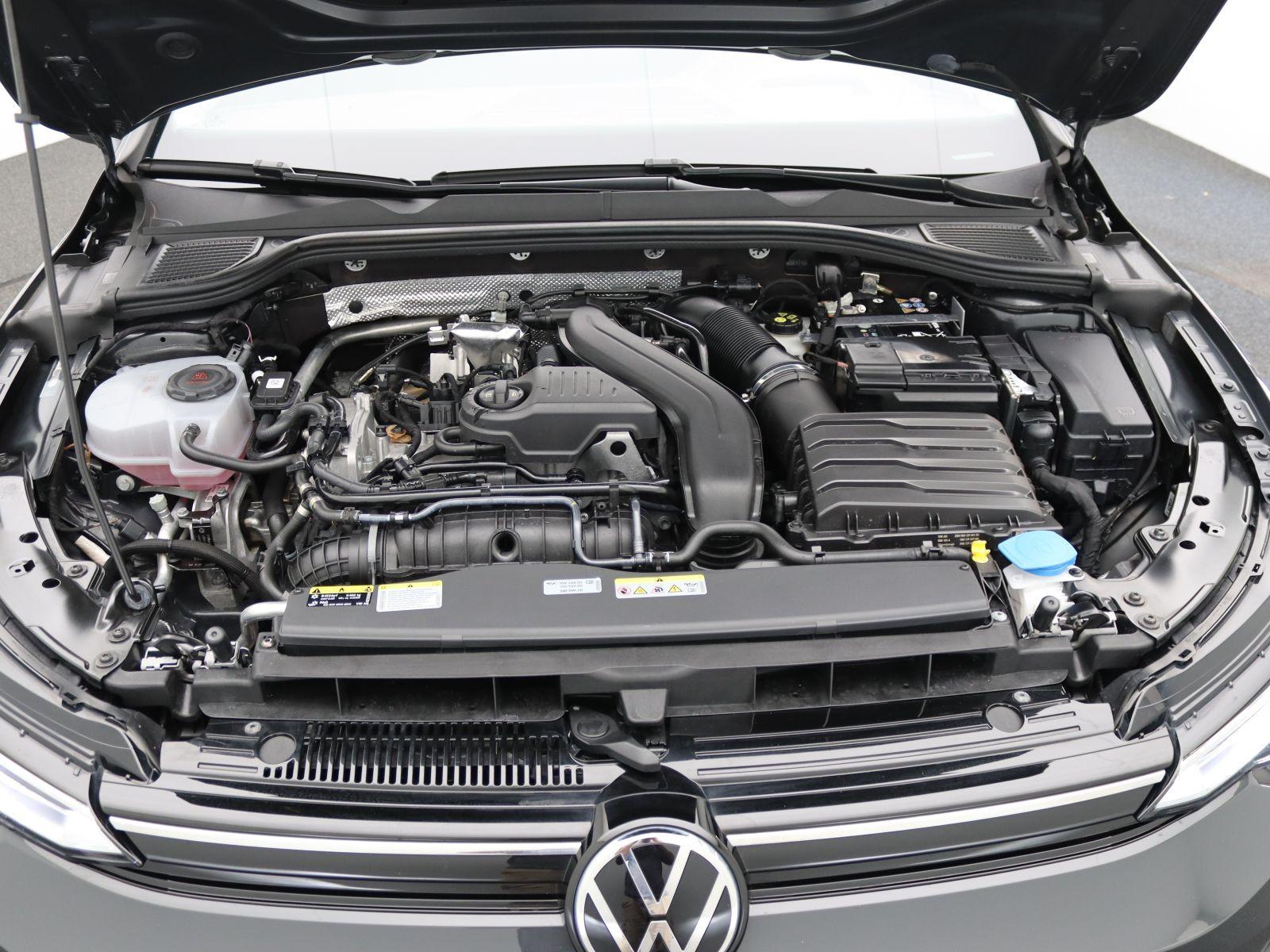 Volkswagen Golf VIII Life 1.5 eTSI DSG / CarPlay, HuD, LED, миниатюра 17