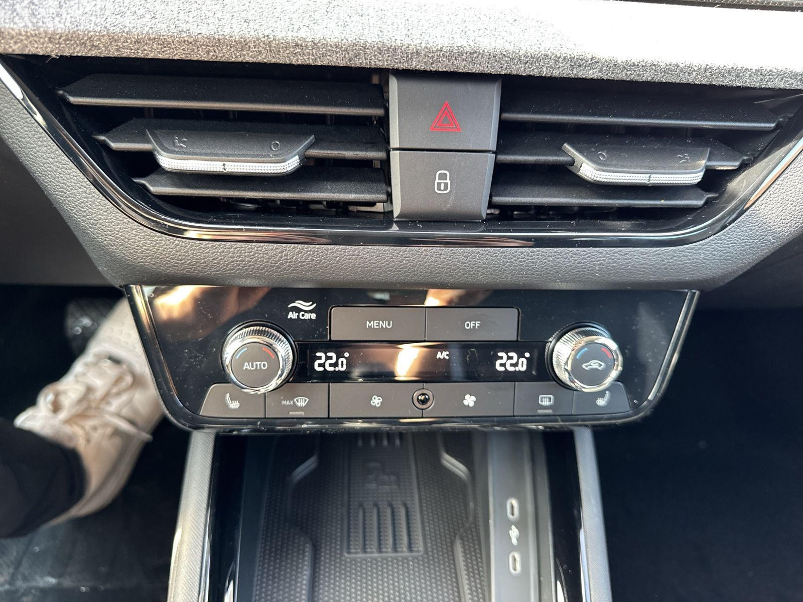 Scala Tour, 1.0 TSI Travel Assist, pACC, Matrix-