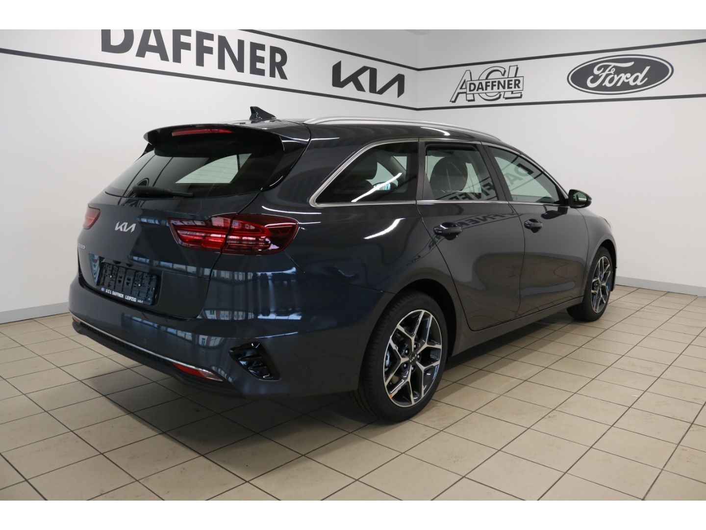 Fahrzeugabbildung Kia Ceed_sw 1,5 T-GDI DCT Spirit  el. Heckklappe DAB