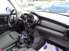 Fahrzeugabbildung MINI Cooper Cooper **LED/ SERVICE-NEU / TOUCHSCREEN**