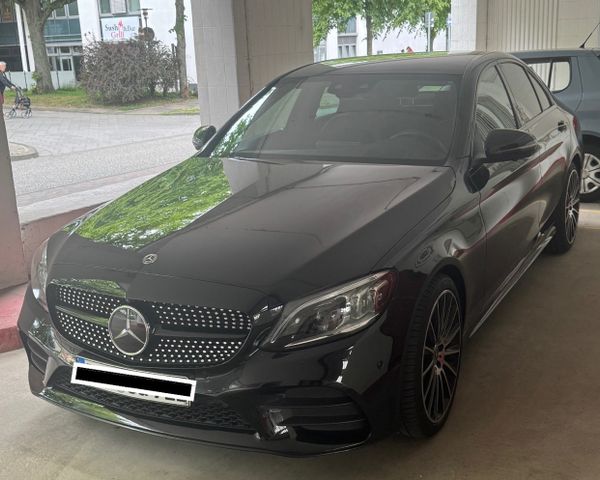MERCEDES-BENZ C 300 AMG Line Night Paket Burmester Sound