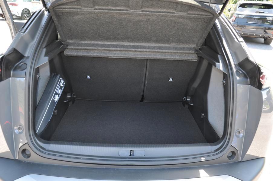 Peugeot 2008 Hybrid 145 Allure *LED*
