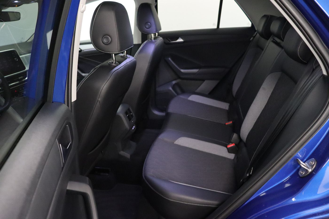 Volkswagen T-Roc - Bild 8