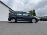 Volkswagen Touran 2.0 TDI DSG Comfortline 185€ m. 20% Anzah - : Grau, Alcantara, Dachreling, mit Klimaautomatik