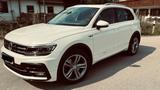 Volkswagen Tiguan R-Line 2.0 TSI 169kW DSG 4M NAVI PANO LED - VW Tiguan von privat