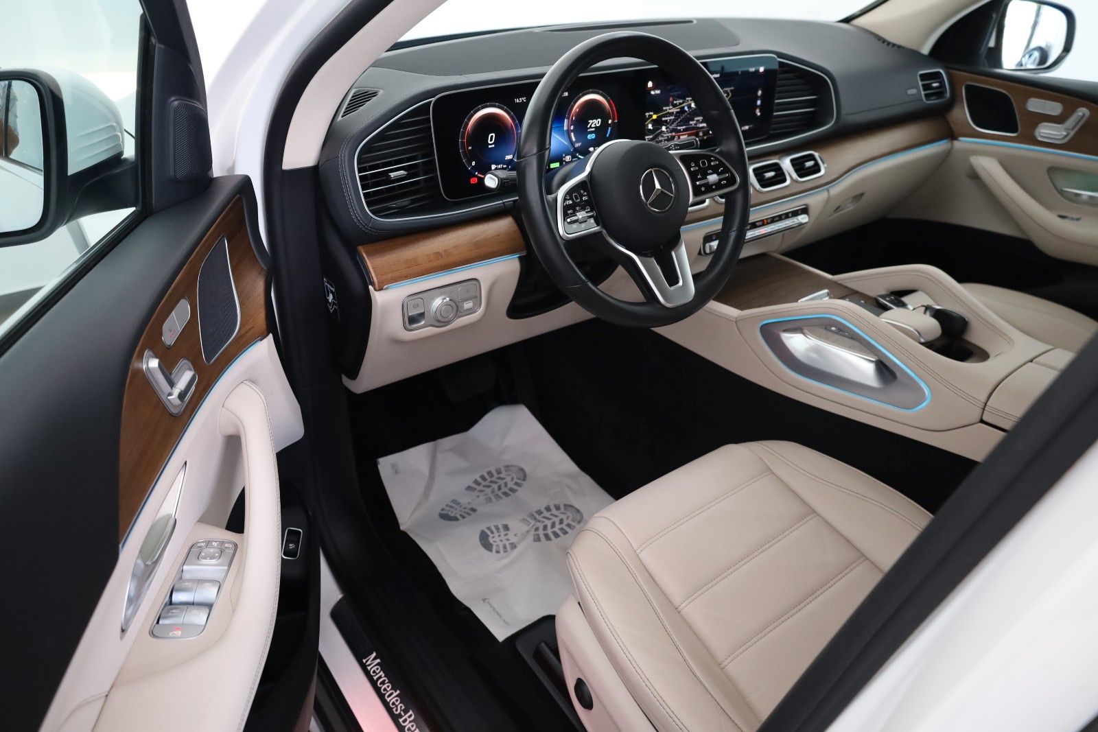 Fahrzeugabbildung Mercedes-Benz GLE 350e Coupe 4M Leder,Navi,LED,Park-Paket 360°