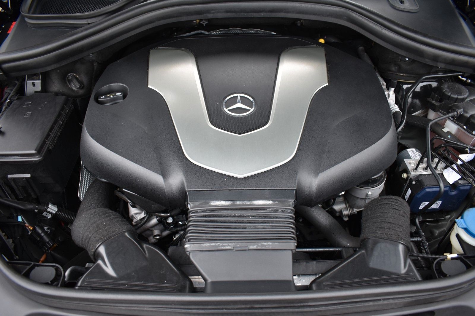 Fahrzeugabbildung Mercedes-Benz GLE 350 d 4Matic AMG line