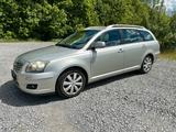 Toyota Avensis T25 diesel D4D 2.0l 2006 Be... - Toyota Avensis T25 mit Diesel-Antrieb