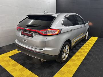 Ford Edge - 4