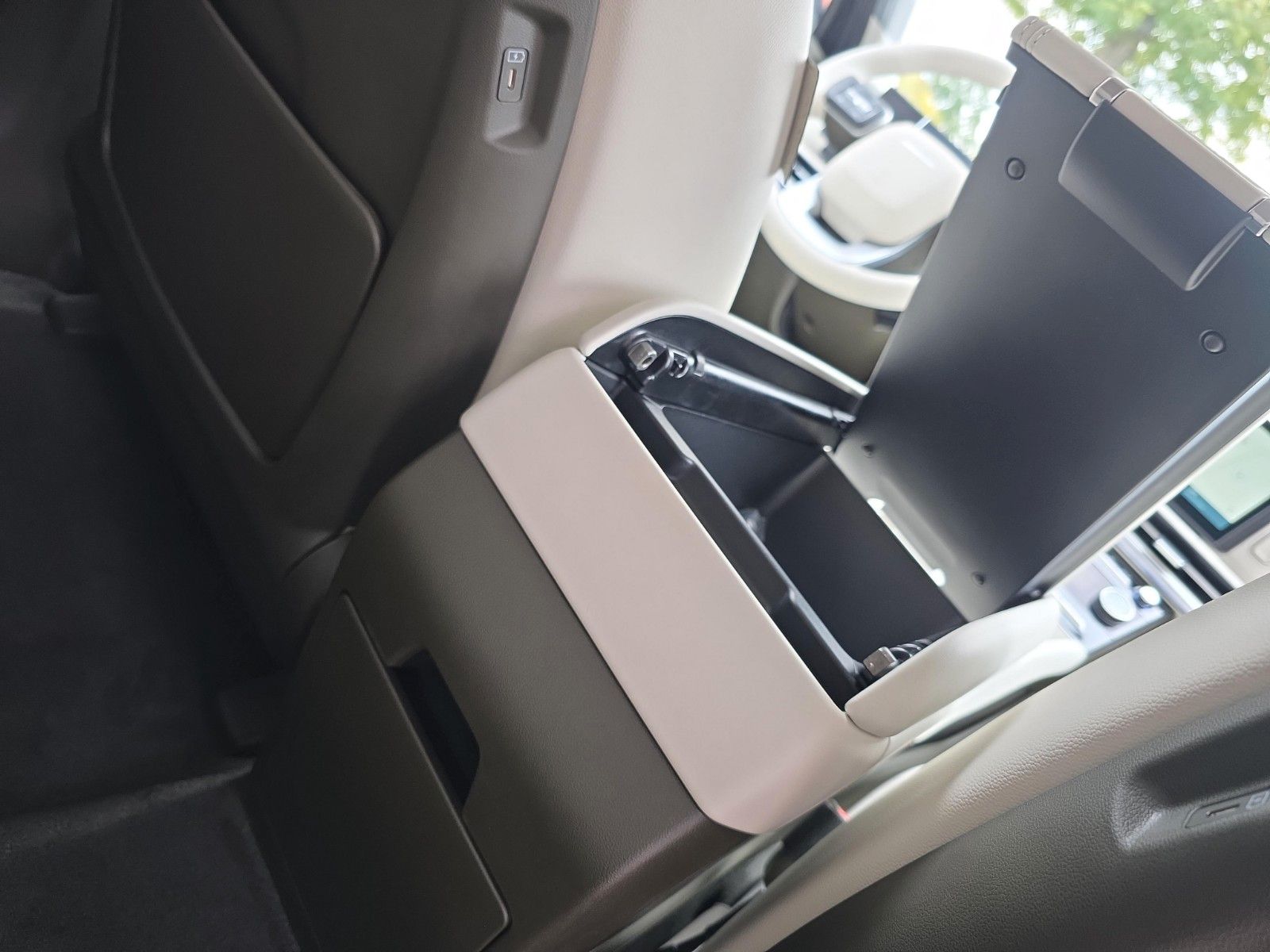 Hyundai SANTA FE - Bild 17