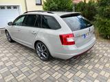 Skoda Octavia 2.0 TSI Combi RS 2.Hd Memory StHz - gebrauchte Skoda Octavia aus dem Jahr 2015