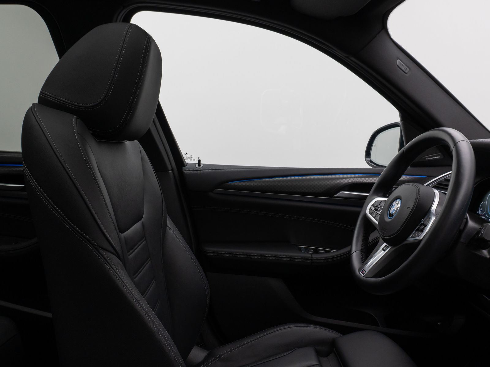 Fahrzeugabbildung BMW X3 xD30e M Sport Panorama Laser 360° HUD DAB H/K