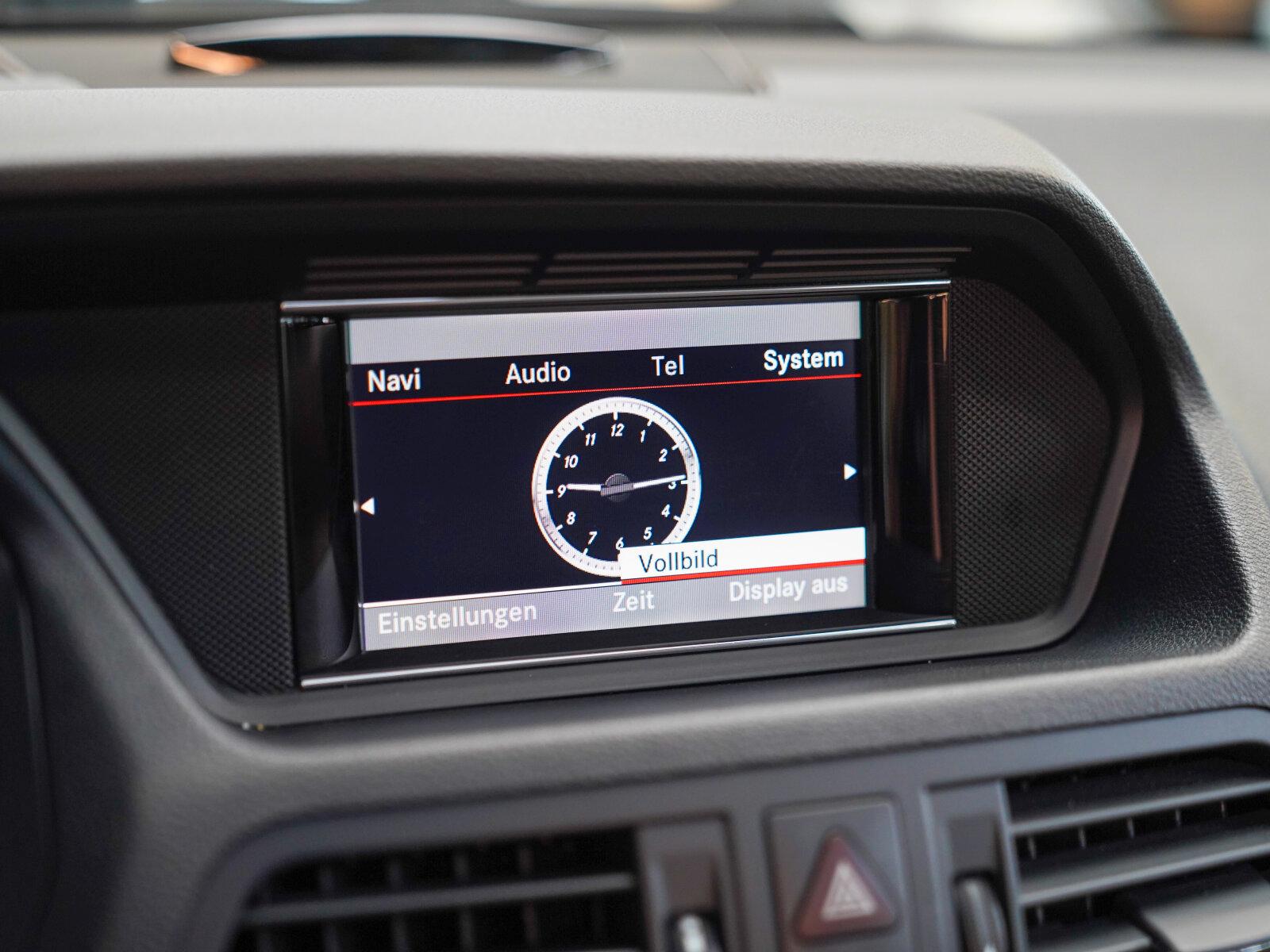 Mercedes-Benz E 220 CDI Avantgarde Leder AIRCAP AIRSCARF AHK