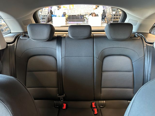 Audi Q3 *Bi-XENON*SITZHZ*PDC*1.AND*TEMPOMAT*